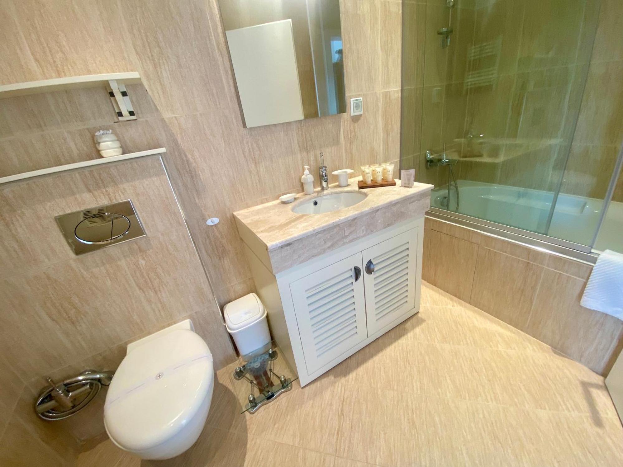 בנסקו Luxury Penthouse With A Lavish Spa And 2 En-Suite Bedrooms מראה חיצוני תמונה